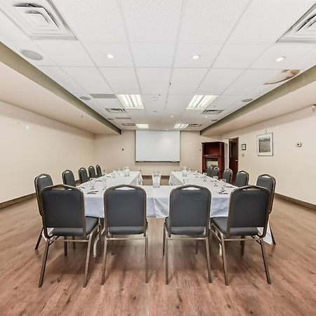 Grande Cache Inn & Suites Eksteriør billede