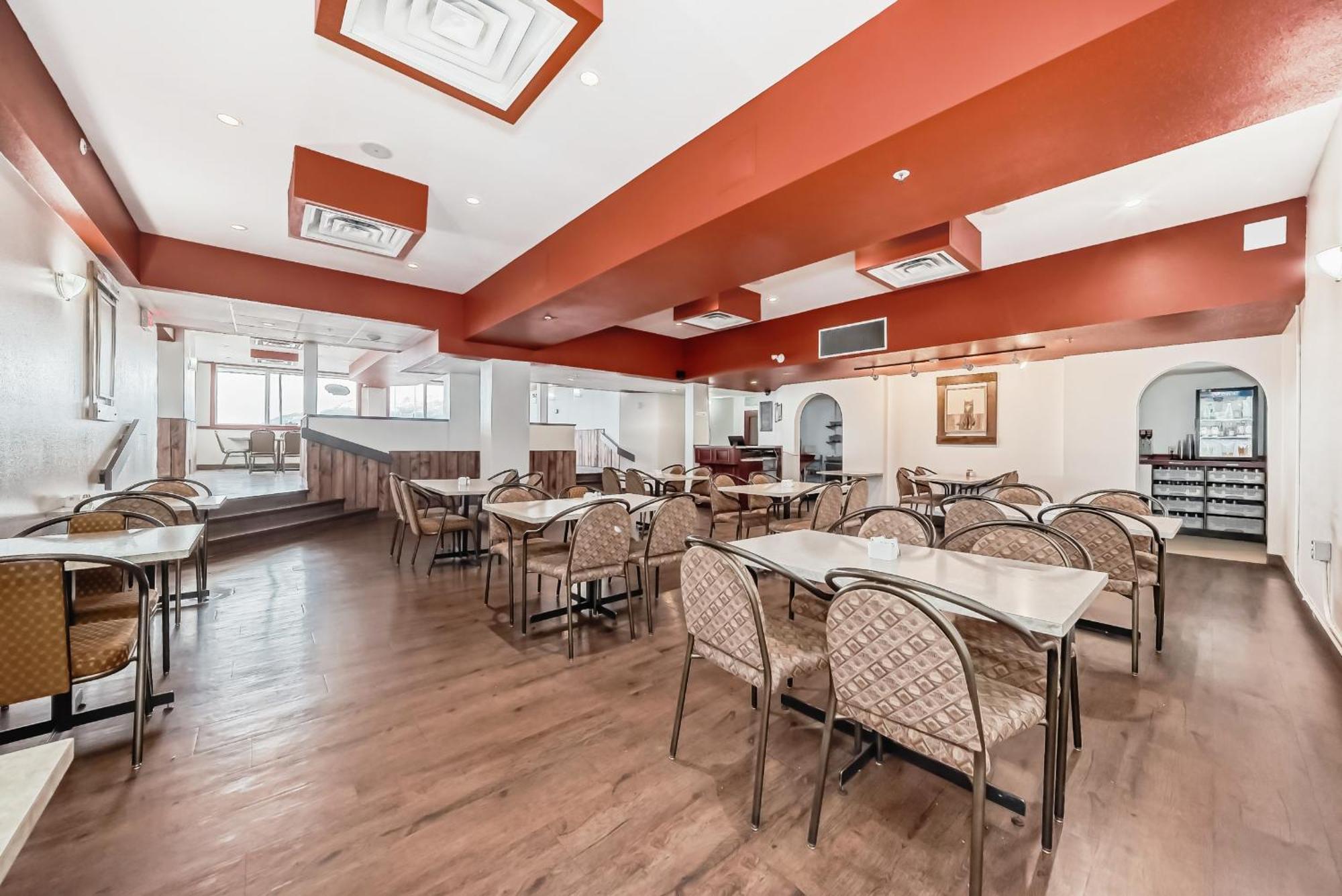 Grande Cache Inn & Suites Eksteriør billede