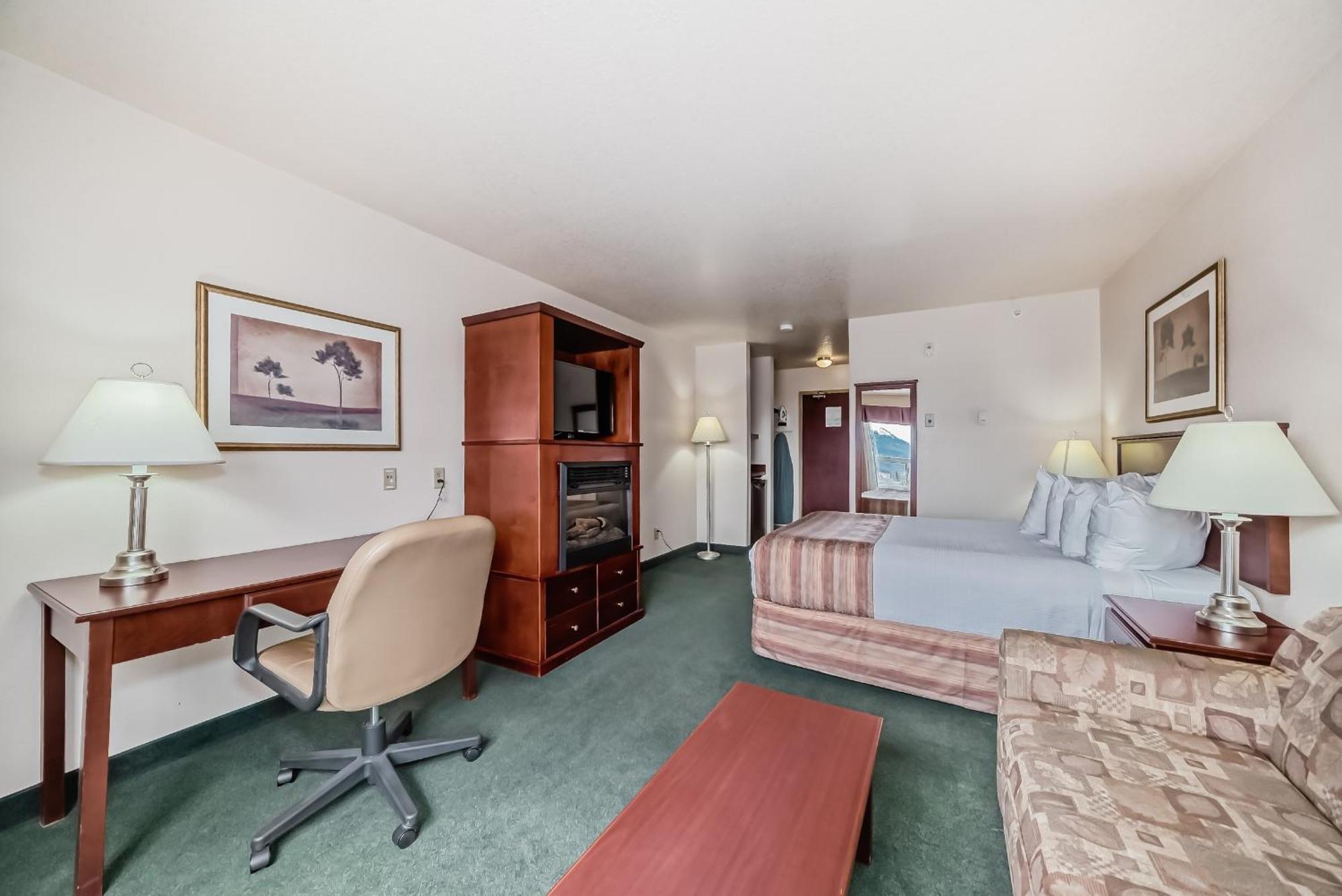 Grande Cache Inn & Suites Eksteriør billede