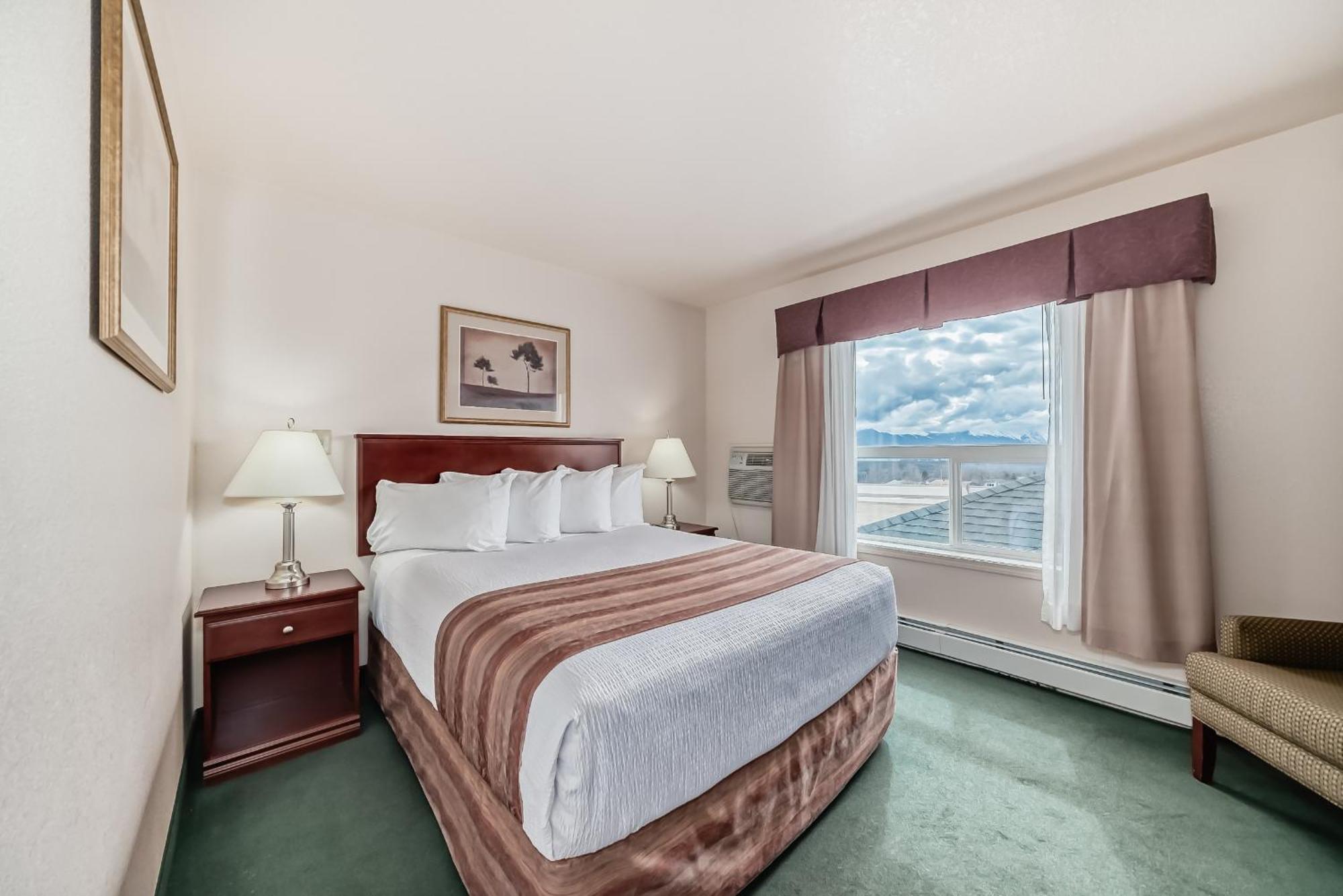 Grande Cache Inn & Suites Eksteriør billede