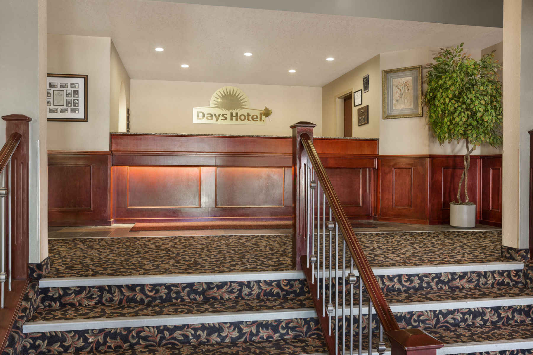 Grande Cache Inn & Suites Eksteriør billede